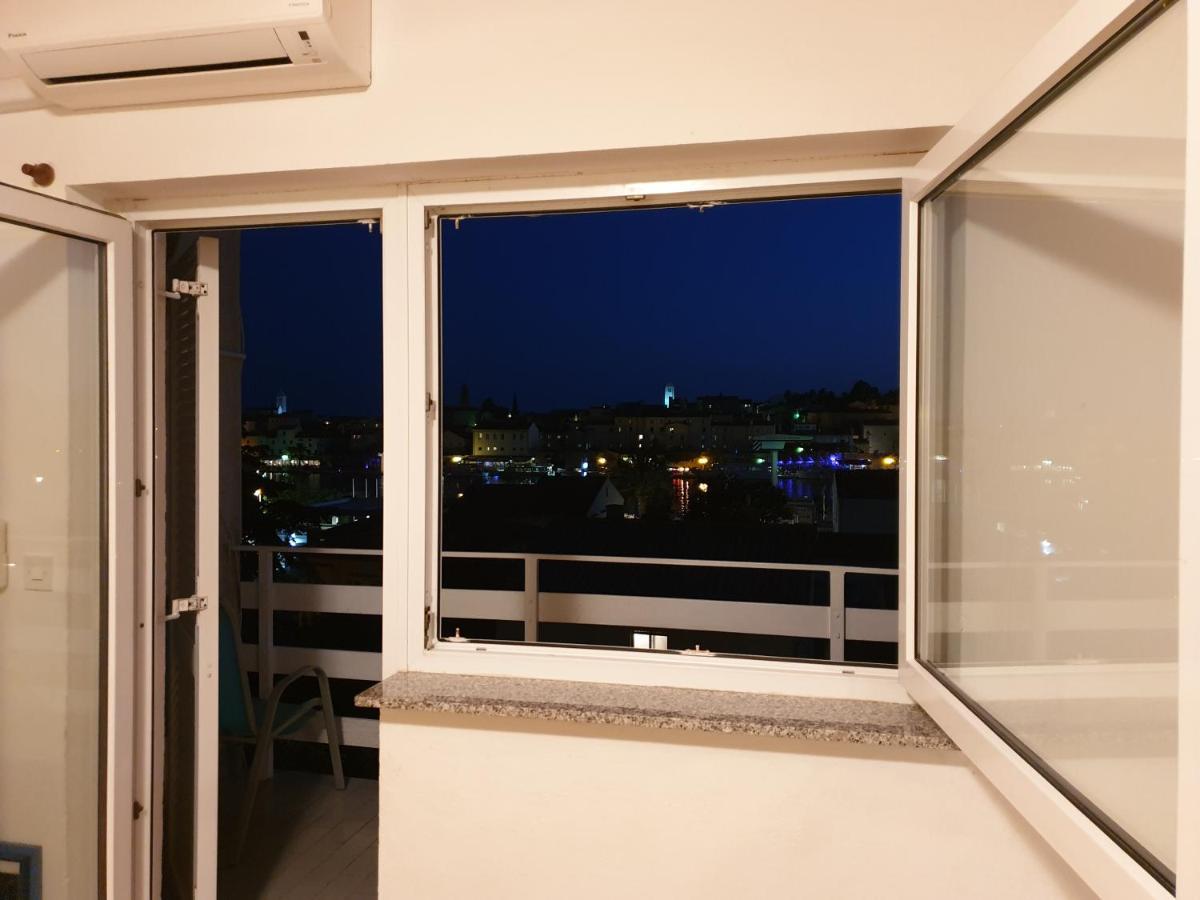 Apartments Toni Banjol Esterno foto