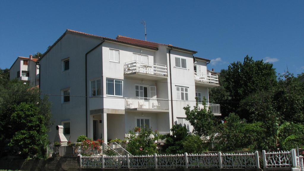 Apartments Toni Banjol Esterno foto